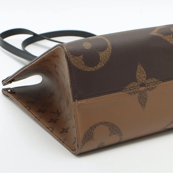 Louis Vuitton Monogram Giant Reverse On The Go MM - Tan & Brown M45321 - Picture 4 of 12